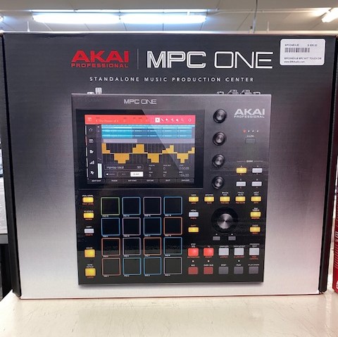 Attention! The AKAI MPC ONE is here! - EMI Audio