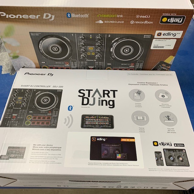 Start DJing with the Pioneer DJ DDJ-200! - EMI Audio